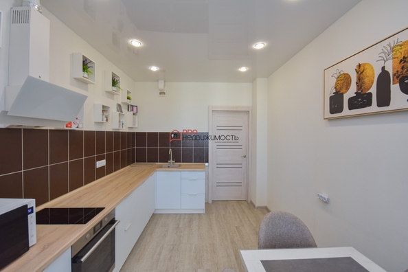 
  Продается 3-комн. квартира, 89.9 м², ЖК 25 лет октября, дом 2
. Фото 9.
