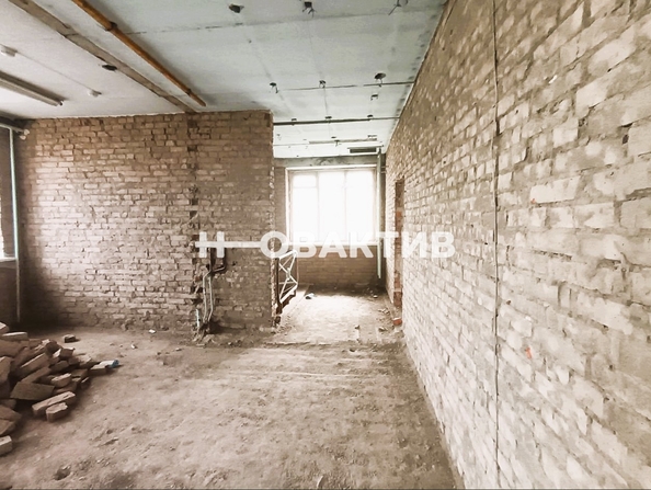 
  Продается универсальное помещение, 541 м², Береговая ул, д. 27
. Фото 11.