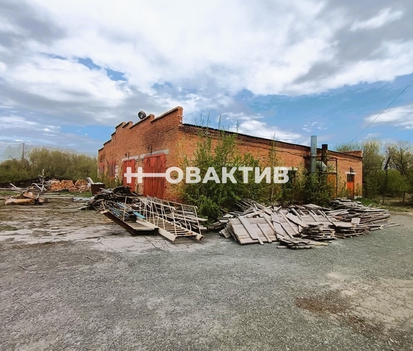 
  Сдается универсальное помещение, 550 м², Береговая ул, д. 27
. Фото 2.