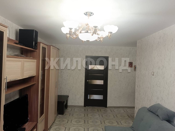 
  Продается 3-комн. квартира, 59.6 м², Связистов ул, д. 11
. Фото 8.