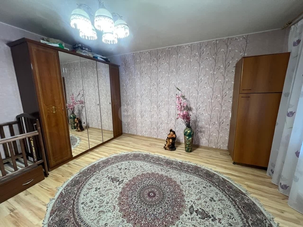 
  Продается 1-комн. квартира, 34.1 м², Есенина ул, д. 8/1
. Фото 2.