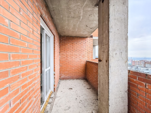 
  Продается 3-комн. квартира, 83.8 м², Декабристов ул, д. 117
. Фото 25.