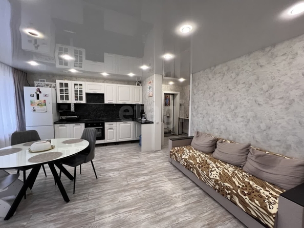 
  Продается 2-комн. квартира, 49.6 м², 2-й кв-л, д. 8
. Фото 14.