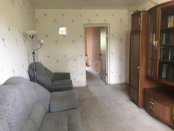 
  Продается 3-комн. квартира, 60 м², Петухова ул, д. 122
. Фото 4.