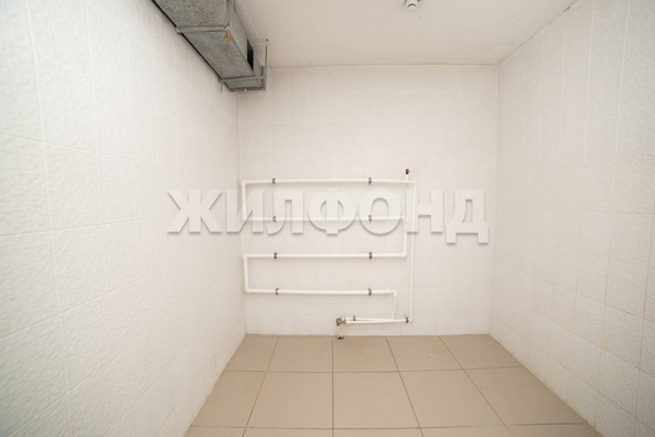 
  Продается 3-комн. квартира, 153.6 м², 2-й (4 мкр.) кв-л, д. 246
. Фото 8.