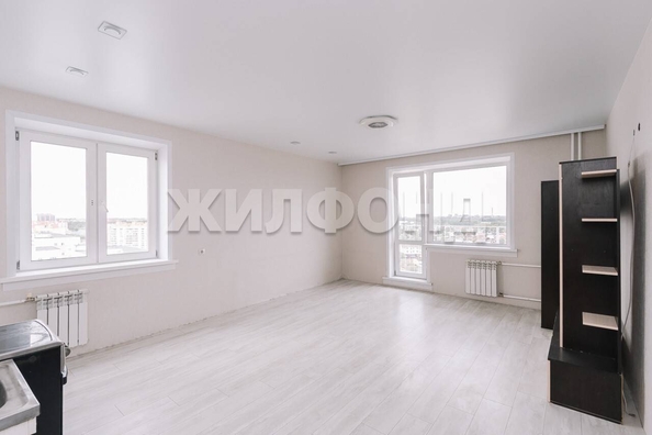
  Продается 3-комн. квартира, 72.5 м², Александра Чистякова ул, д. 4
. Фото 3.