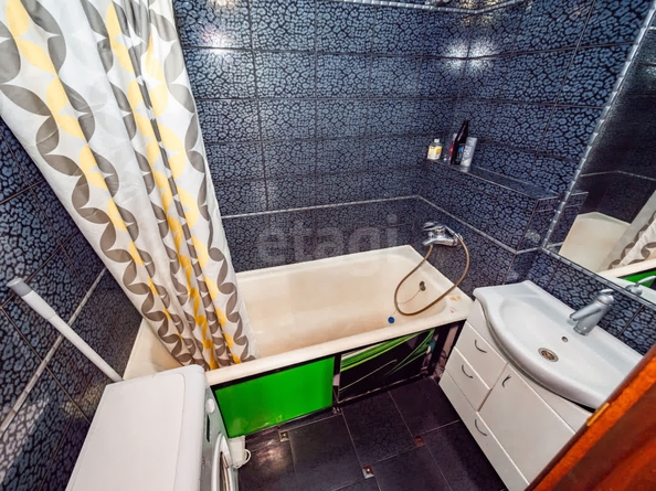 
  Продается 3-комн. квартира, 55.5 м², Красный пр-кт, д. 74
. Фото 25.