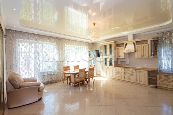 
  Продается дом, 231.5 м², поселок Озерный
. Фото 2.