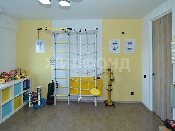 
  Сдается  квартира, 108 м², Лескова ул, д. 35
. Фото 21.