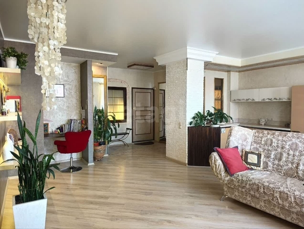 
  Продается 2-комн. квартира, 61.8 м², Галущака ул, д. 15
. Фото 12.