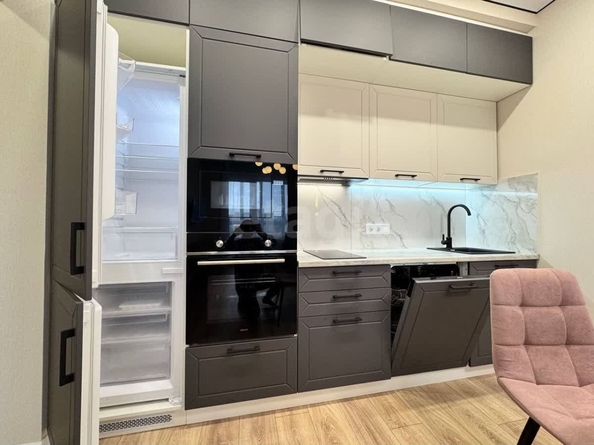 
  Продается 2-комн. квартира, 42 м², Вилюйская ул, д. 1
. Фото 1.