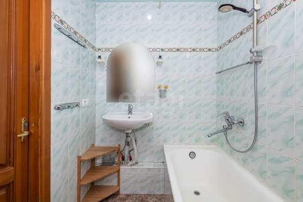 
  Продается 3-комн. квартира, 60 м², Российская ул, д. 26
. Фото 3.