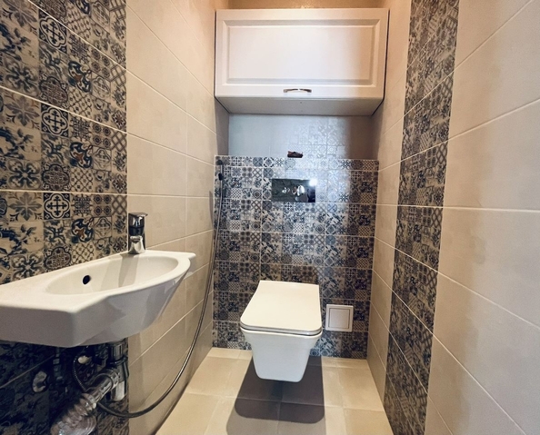 
  Продается 2-комн. квартира, 61.2 м², Державина ул, д. 92
. Фото 6.
