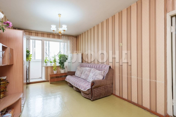 
  Продается 3-комн. квартира, 60 м², Бориса Богаткова ул, д. 194/4
. Фото 2.