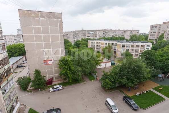 
  Продается 3-комн. квартира, 60 м², Бориса Богаткова ул, д. 194/4
. Фото 3.