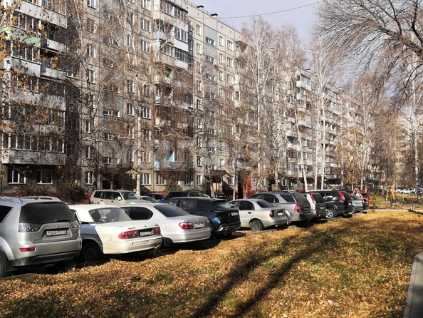 
  Продается 1-комн. квартира, 34.6 м², Петухова ул, д. 74
. Фото 9.