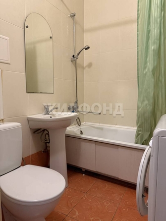 
  Продается 1-комн. квартира, 31 м², Молодежи б-р, д. 12
. Фото 2.