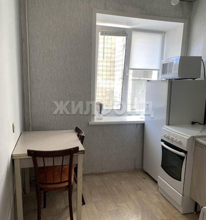 
  Продается 1-комн. квартира, 33 м², 1905 года ул, д. 18
. Фото 2.