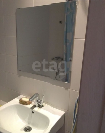 
  Продается 1-комн. квартира, 40 м², Овражная ул, д. 10
. Фото 5.