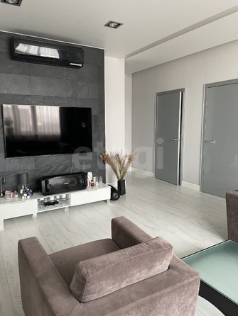 
  Сдается 3-комн. квартира, 110 м², Державина ул, д. 77
. Фото 2.