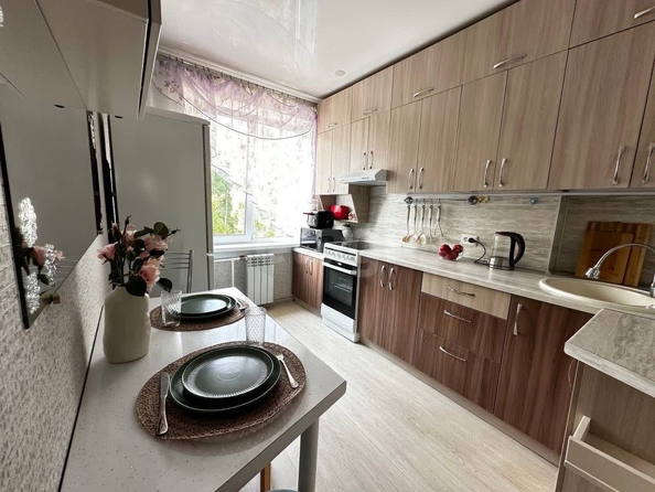 
  Продается 3-комн. квартира, 59.5 м², Объединения ул, д. 96/1
. Фото 3.