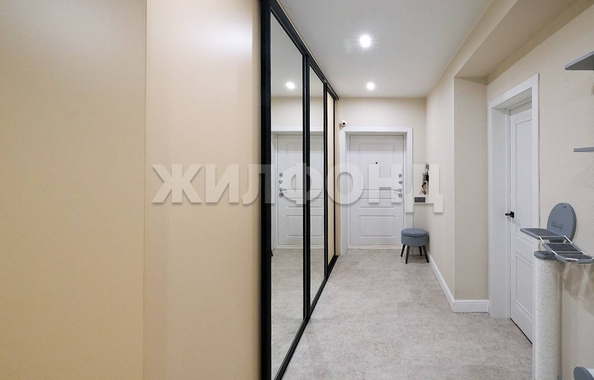 
  Продается 2-комн. квартира, 83.6 м², Гоголя ул, д. 32/1
. Фото 2.