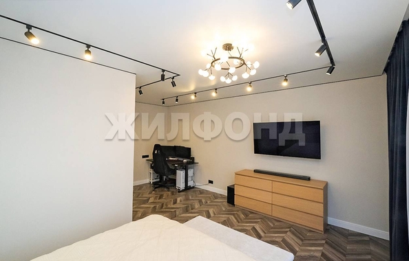 
  Продается 2-комн. квартира, 83.6 м², Гоголя ул, д. 32/1
. Фото 8.