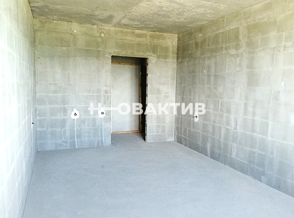 
  Продается 3-комн. квартира, 74.2 м², Виктора Уса ул, д. 1/1
. Фото 3.