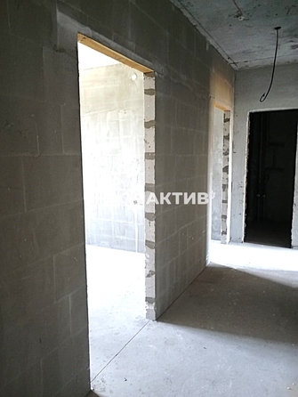 
  Продается 3-комн. квартира, 74.2 м², Виктора Уса ул, д. 1/1
. Фото 8.