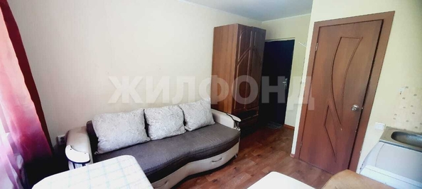 
  Сдается 1-комн. квартира, 16 м², Есенина ул, д. 37/1
. Фото 3.