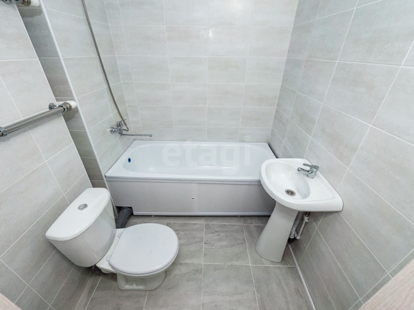 
  Продается 2-комн. квартира, 55.53 м², ЖК На Снежиной, дом 3
. Фото 19.