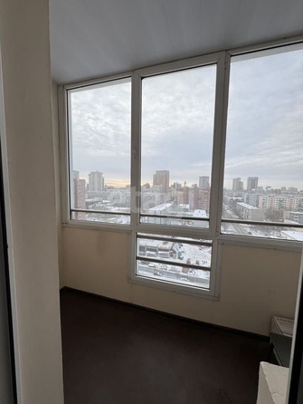 
  Сдается 1-комн. квартира, 38 м², Крылова ул, д. 64/1
. Фото 18.
