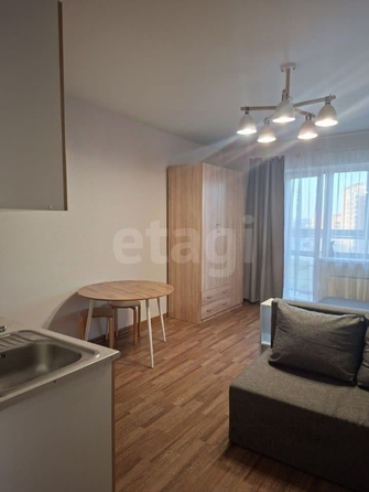 
  Сдается 1-комн. квартира, 30 м², Заречная ул, д. 5
. Фото 3.