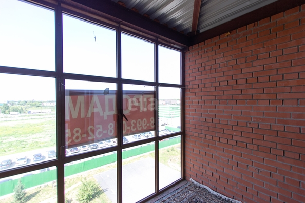 
  Продается 1-комн. квартира, 35 м², Октябрьская ул, д. 10
. Фото 3.
