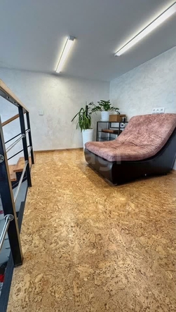 
  Продается 3-комн. квартира, 63.2 м², Лескова ул, д. 21
. Фото 12.