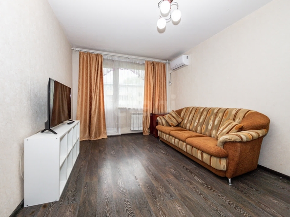 
  Продается 1-комн. квартира, 29.9 м², Бориса Богаткова ул, д. 247
. Фото 5.