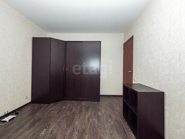 
  Продается 1-комн. квартира, 29.9 м², Бориса Богаткова ул, д. 247
. Фото 9.