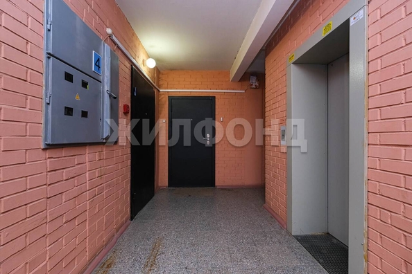 
  Продается 1-комн. квартира, 39.1 м², Лескова ул, д. 15
. Фото 18.