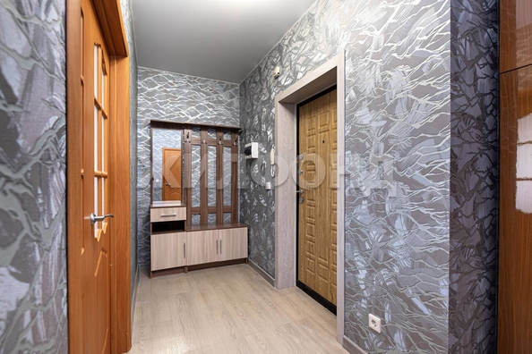 
  Продается 1-комн. квартира, 40.2 м², Обская ул, д. 82
. Фото 5.