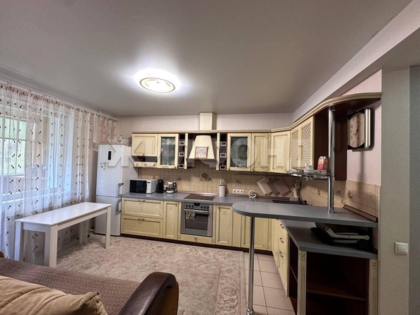 
  Продается 2-комн. квартира, 67.5 м², Адриена Лежена ул, д. 9/2
. Фото 4.