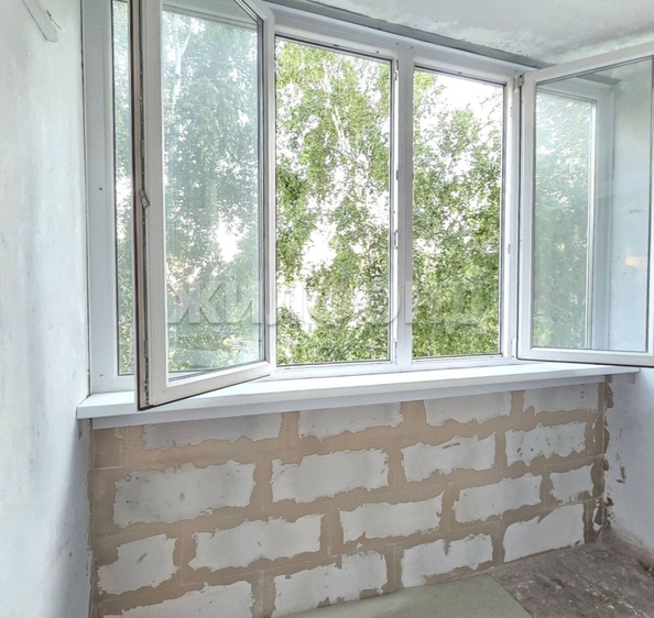 
  Продается 2-комн. квартира, 42.9 м², Связистов ул, д. 11
. Фото 3.