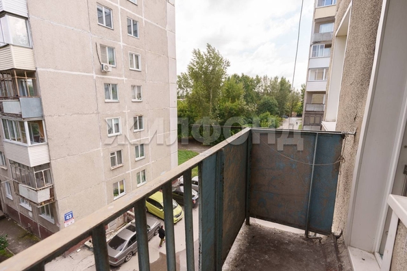 
  Продается 3-комн. квартира, 59.8 м², Полтавская ул, д. 45
. Фото 11.