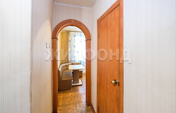 
  Продается 3-комн. квартира, 56 м², Большевистская ул, д. 155
. Фото 5.