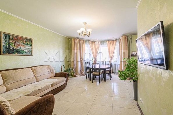 
  Продается 4-комн. квартира, 124.3 м², Вертковская ул, д. 42
. Фото 7.