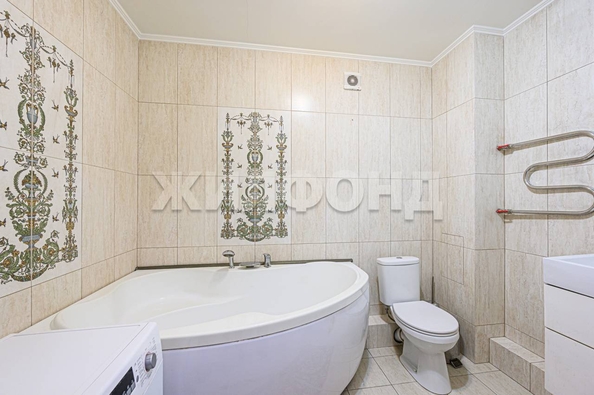 
  Продается 4-комн. квартира, 124.3 м², Вертковская ул, д. 42
. Фото 13.