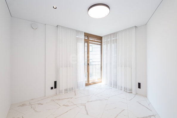 
  Продается 3-комн. квартира, 61.7 м², Коммунистическая ул, д. 10
. Фото 9.