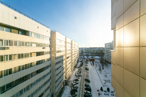 
  Продается 2-комн. квартира, 63.5 м², Зорге ул, д. 92
. Фото 14.