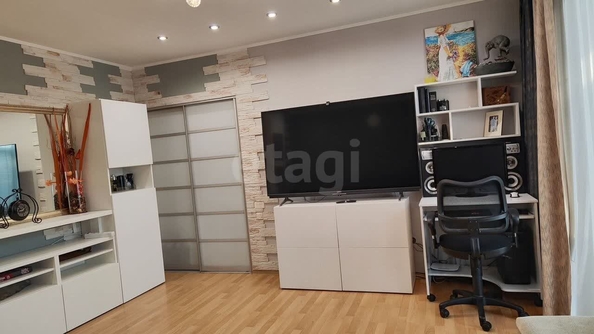 
  Продается 2-комн. квартира, 50.6 м², Тульская ул, д. 90
. Фото 5.