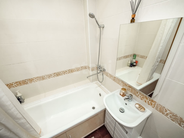 
  Продается 1-комн. квартира, 40 м², Кирова ул, д. 27/3
. Фото 9.