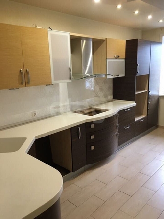 
  Продается 3-комн. квартира, 76.2 м², Холодильная ул, д. 17
. Фото 1.